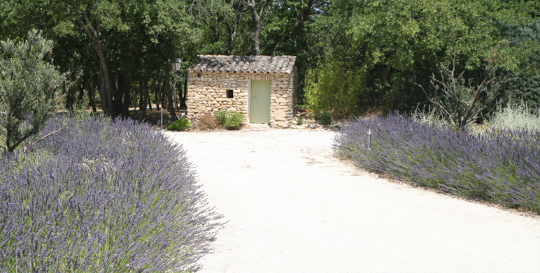 jardin provençal privé, Gordes (84)