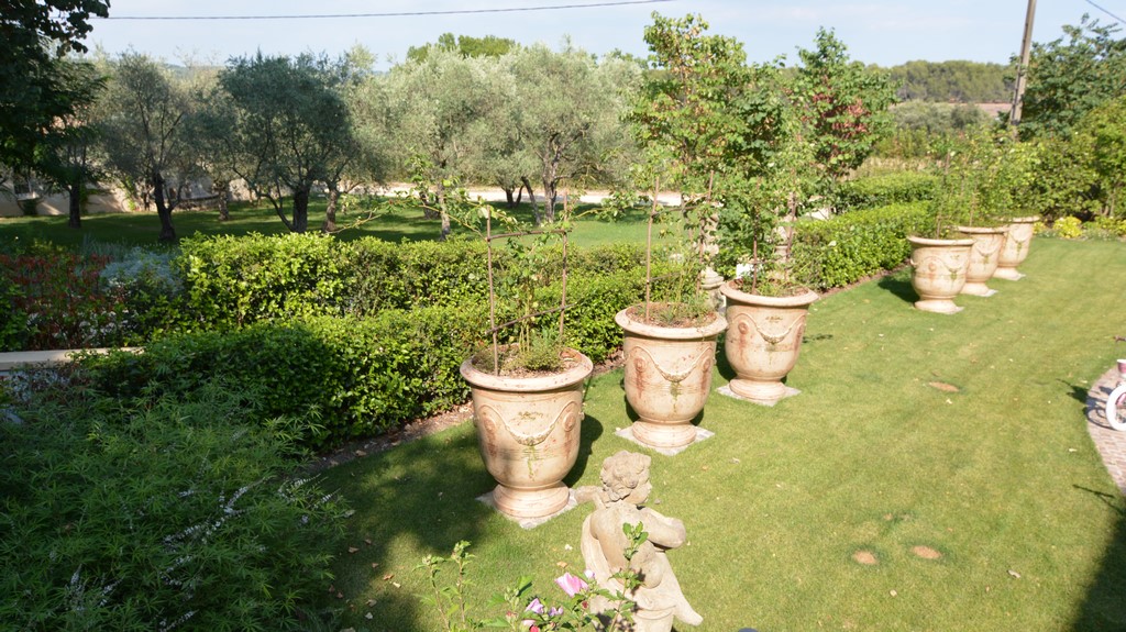 Conception et réalisation d’un projet chargé d’histoire dans la campagne d’Aix-en-Provence